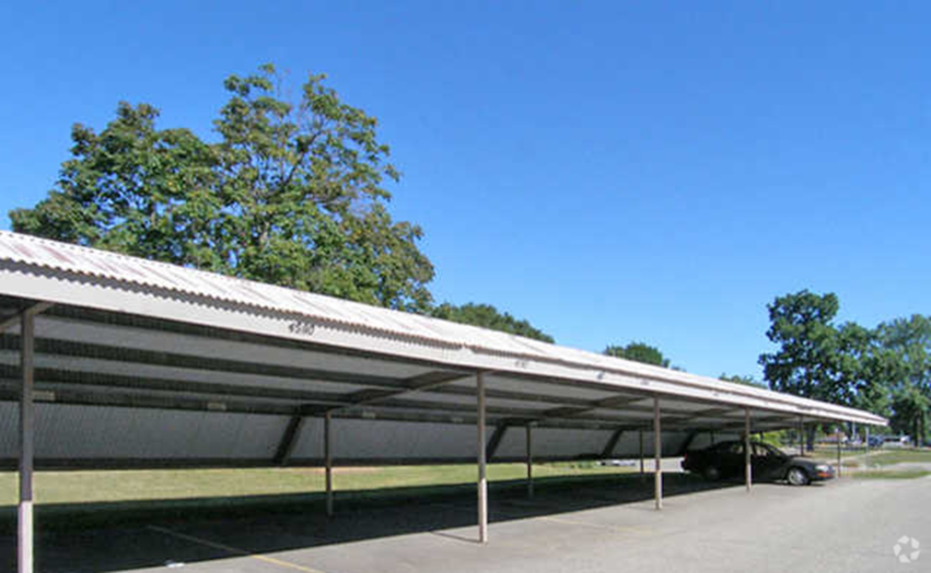 Arrowtree Apartments carport in Okemos Michigan